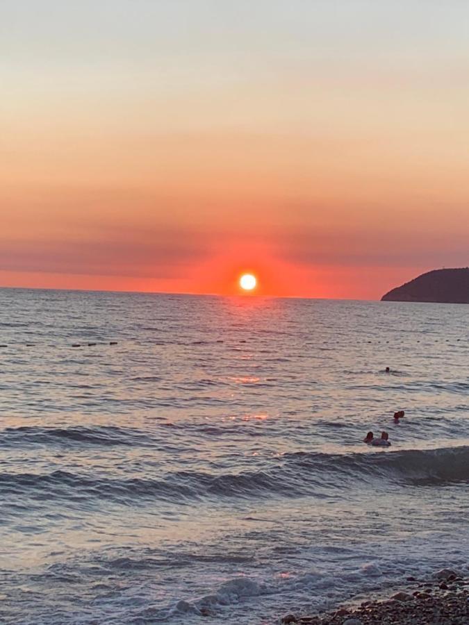 Apartman Ana Zeleni Pojas Bar Luaran gambar